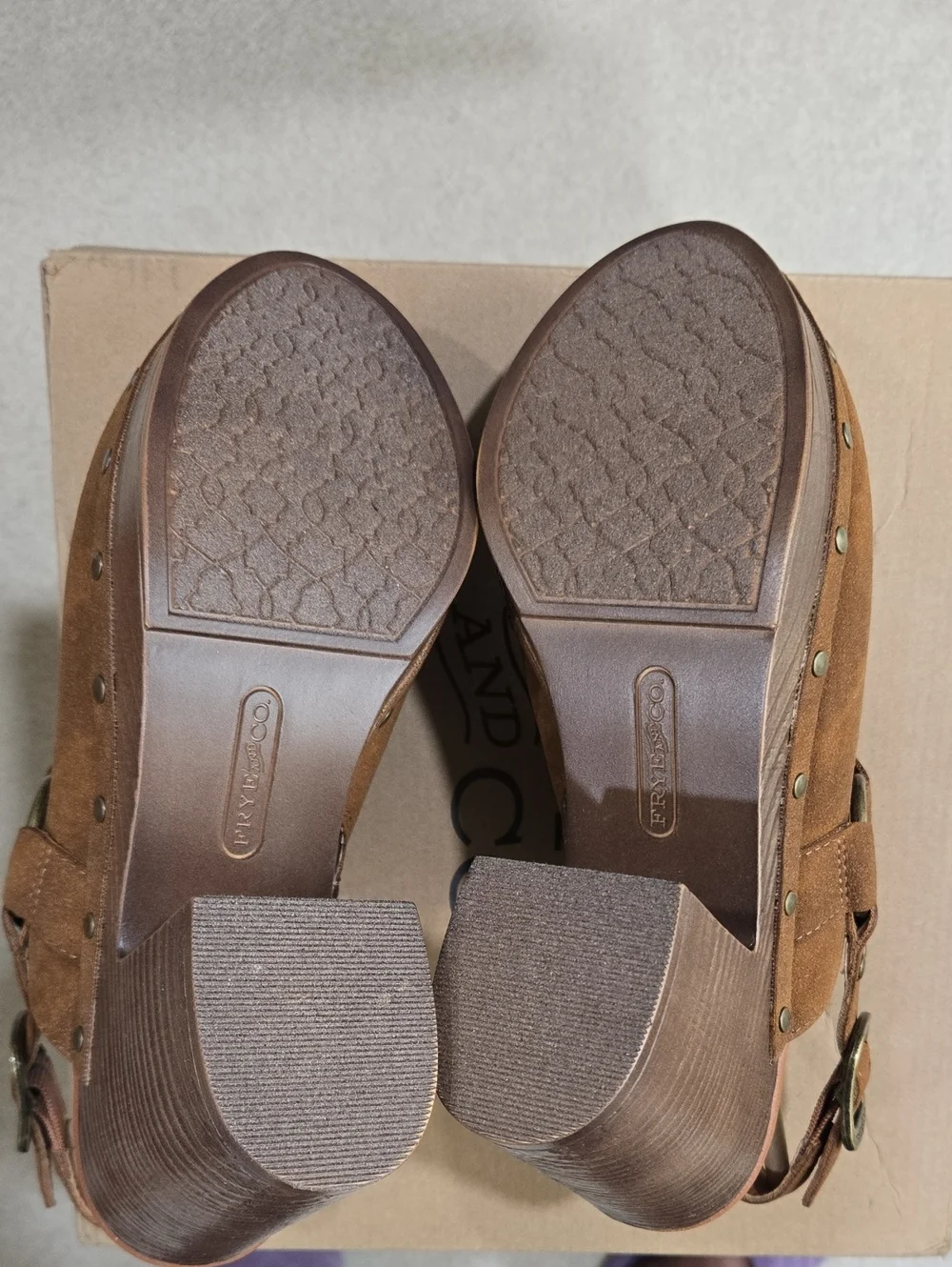 Frye Womens Distressed Tan Suede Slingback Clog with Buckle